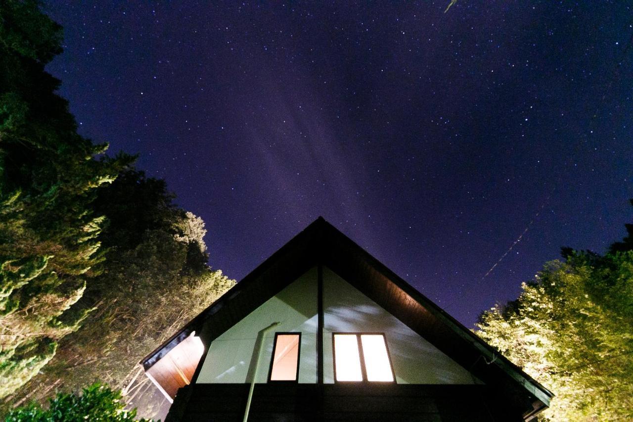ログハウスせせらぎ Tsuru Екстер'єр фото